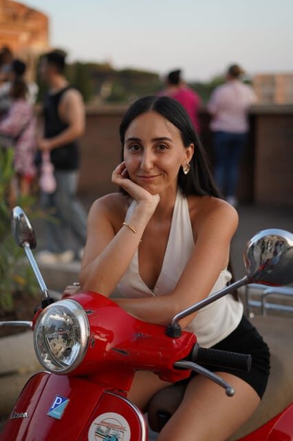 Rome: Photography services by Vespa with Aperol Spritz - Frequently Asked Questions