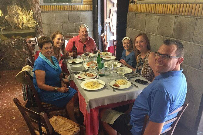 Rome: Small-Group Tasty Food Tour Around Farmers Market - Key Points