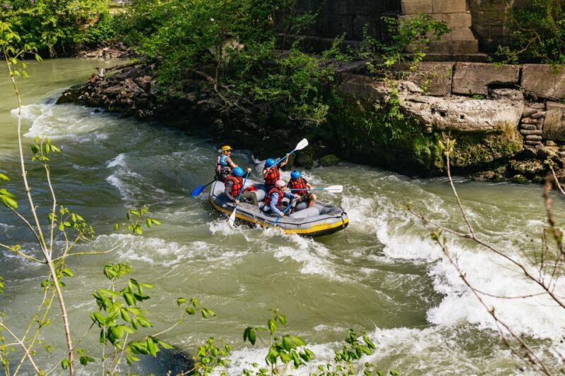 Rome: Tiber River Urban Rafting Tour with Roman Pizza - Key Points