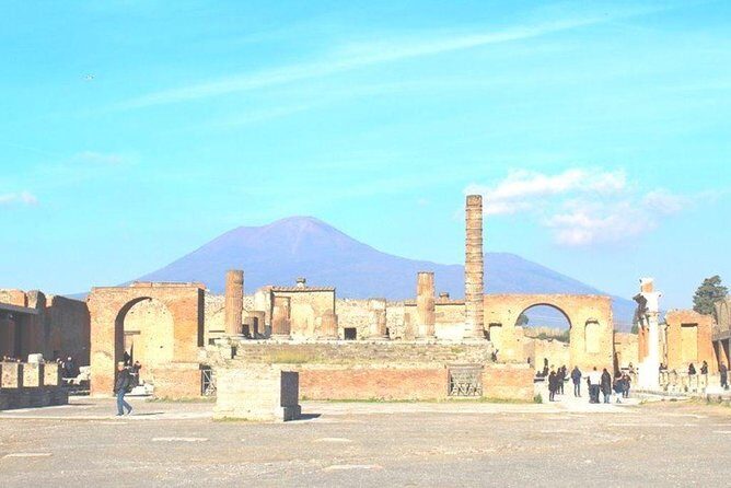 Rome to Pompeii & Positano Day Trip with Hotel Pick Up & Skip The Line Tickets - Who Is This Tour Best Suited For?