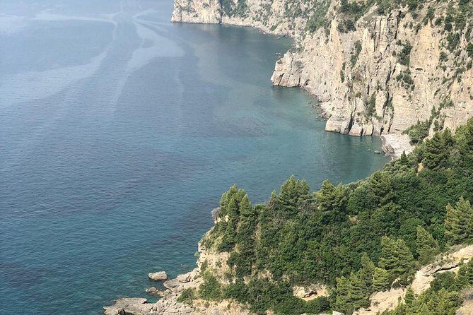 Rome to Pompeii & Positano Day Trip with Hotel Pick Up & Skip The Line Tickets - FAQs
