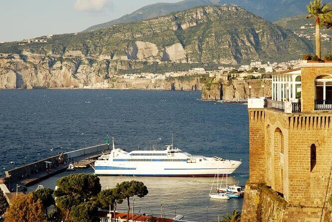 Rome to Pompeii, Sorrento & Capri: 2-Day South Italy Tour - Rome to Pompeii, Sorrento & Capri: 2-Day South Italy Tour Review