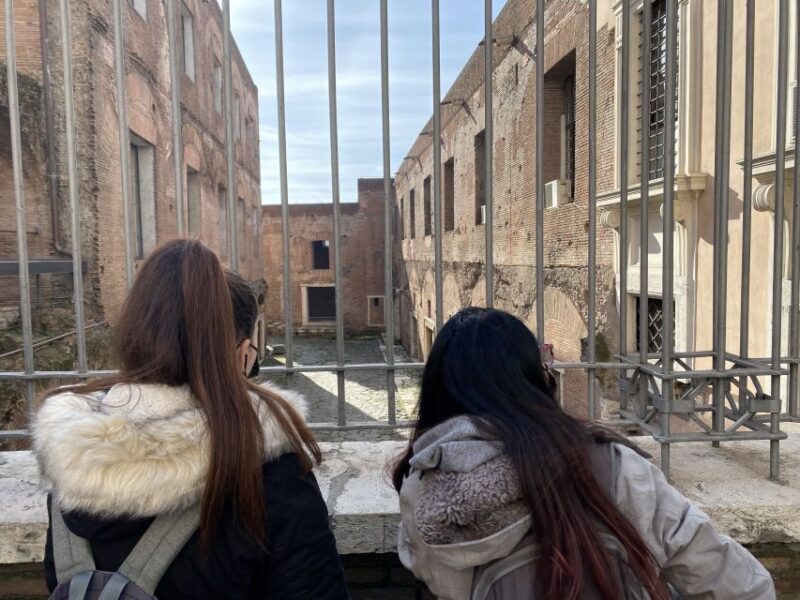 Rome: Trajan Markets Experience with Multimedia Video - Key Points