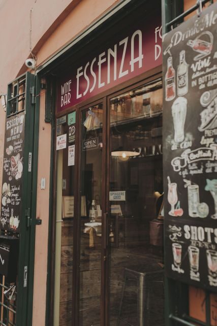 Rome: Trastevere Wine Tasting with Food Pairing and Gelato - A Deeper Look into the Trastevere Wine Tasting Experience