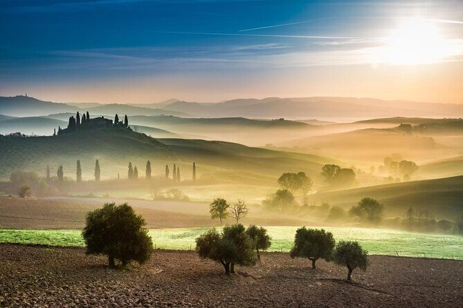 Rome: Tuscany & Montepulciano Day Trip with Lunch & Wine Tasting - Exploring Tuscany in a Day: Montepulciano, Pienza, and More