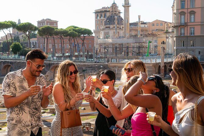 Rome's Tipsy Tour & Bar Hop - The Social Element and the Guides