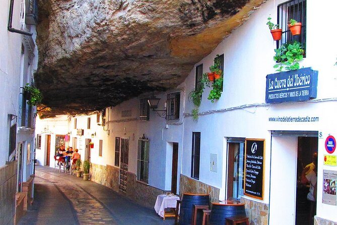 Ronda and Setenil de las Bodegas tour from Malaga - FAQs