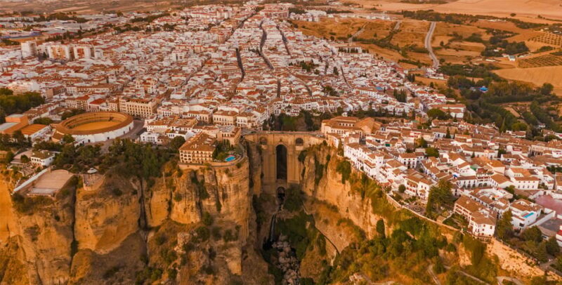 Ronda and Setenil Tour with Free Time from Málaga - Details That Matter