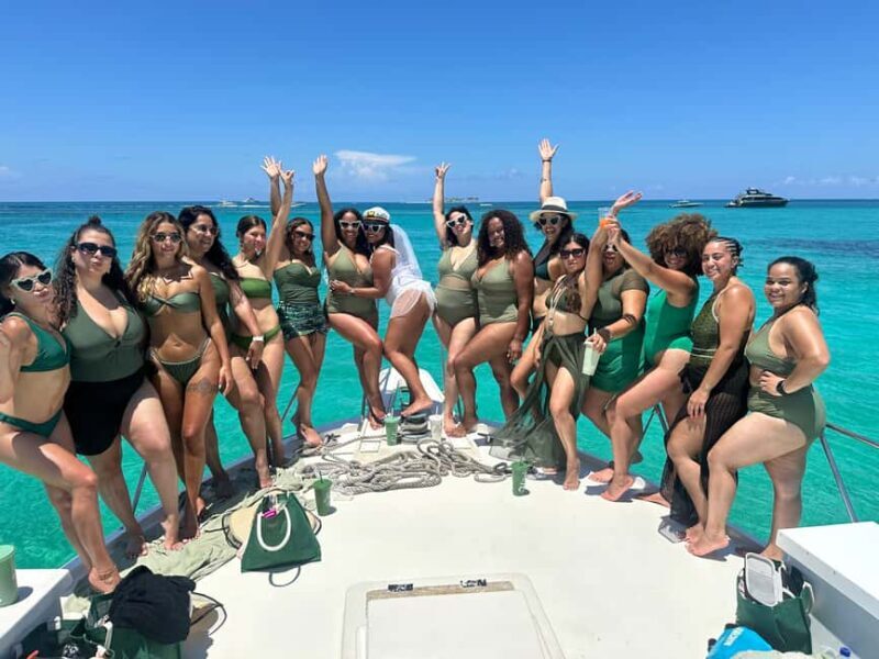 Rose Island: Private Yacht Party Charter - An In-Depth Look at the Rose Island Private Yacht Tour