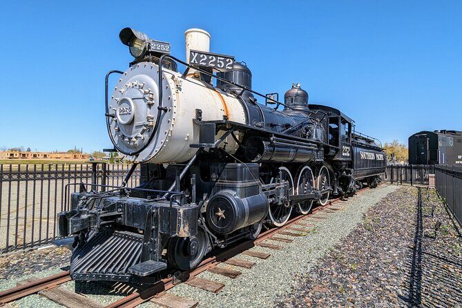 Roseville California Scavenger Hunt Walking and Game - Why this tour is worth considering