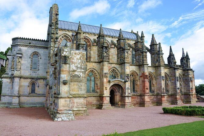 Rosslyn Chapel and Scottish Borders Small-Group Day Tour from Edinburgh - Key Points