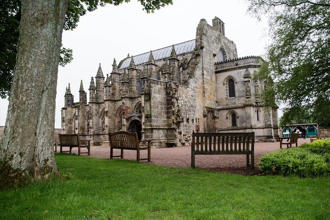 Rosslyn Chapel, Dunfermline Abbey and Stirling Castle Day Tour - Key Points