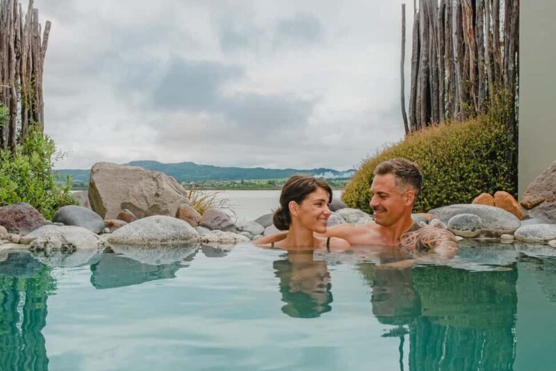 Rotorua: Lake View Private Pools Experience - Rotorua: Lake View Private Pools Experience