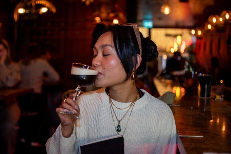 Rotterdam Center: Cocktail Bar Walking Tour - Self Guided - The Cocktail Experience