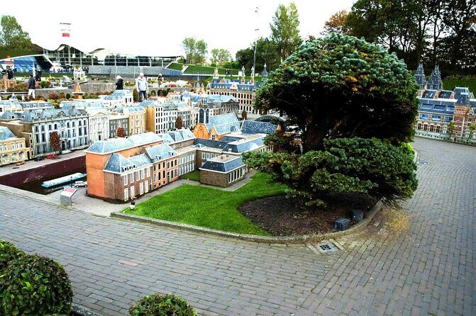 Rotterdam, Delft, The Hague Day Tour Incl. Madurodam/Royal Delft - Delft: A Charming Historic Town and Pottery Hub