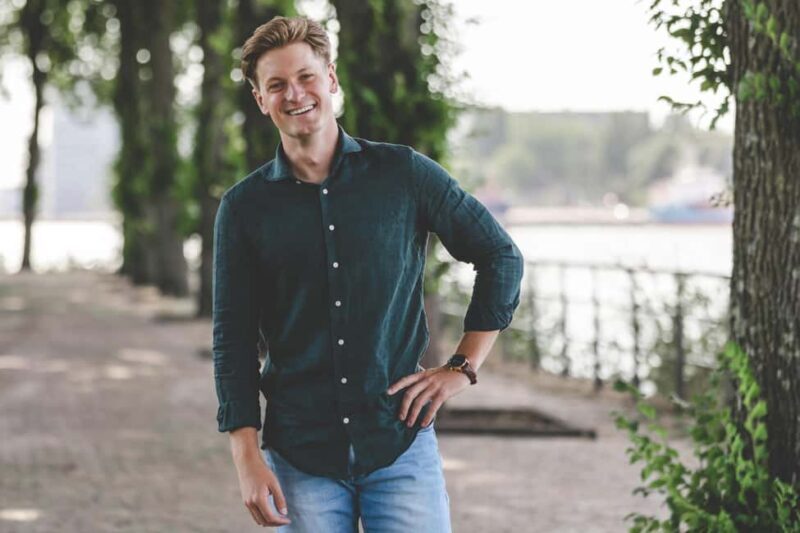 Rotterdam: Private Photoshoot with a Local Photographer - The Sum Up