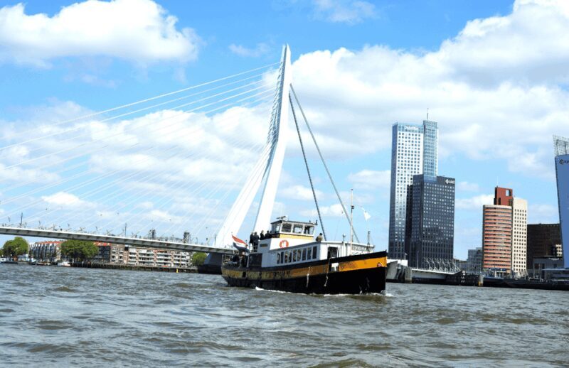 Rotterdam: Pub Cruise with Drinks and Bites - Who Should Consider This Cruise?