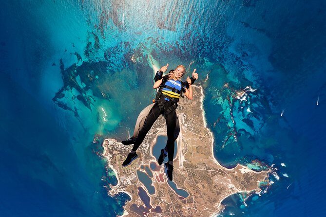 Rottnest Skydive + Hillarys Ferry package - Who Will Love This Tour?