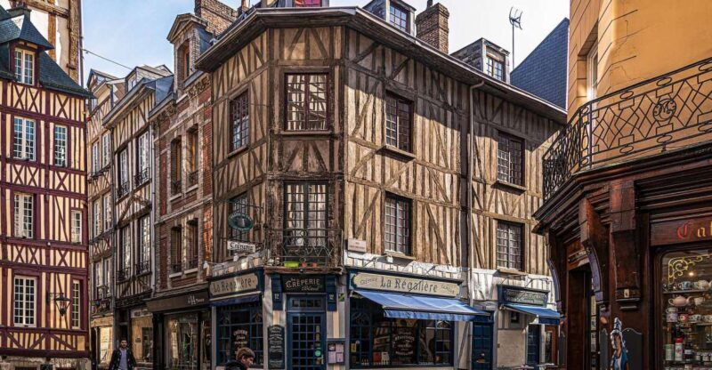 Rouen: Private Guided Walking Tour - Who Should Consider This Tour?