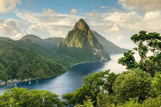 Round the Island Tour Explore St. Lucia Highlights - Round the Island Tour Explore St. Lucia Highlights: A Practical Guide