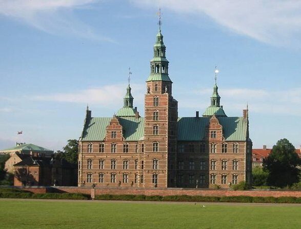 Round Tower, Rosenborg Castle and Old Town Copenhagen Tour - Experience the Best of Copenhagen with the Round Tower, Rosenborg Castle, and Old Town Tour