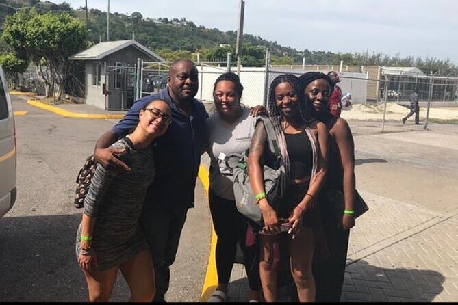 Round-trip Airport Transfer to Grand Palladium Resort & Spa - FAQ