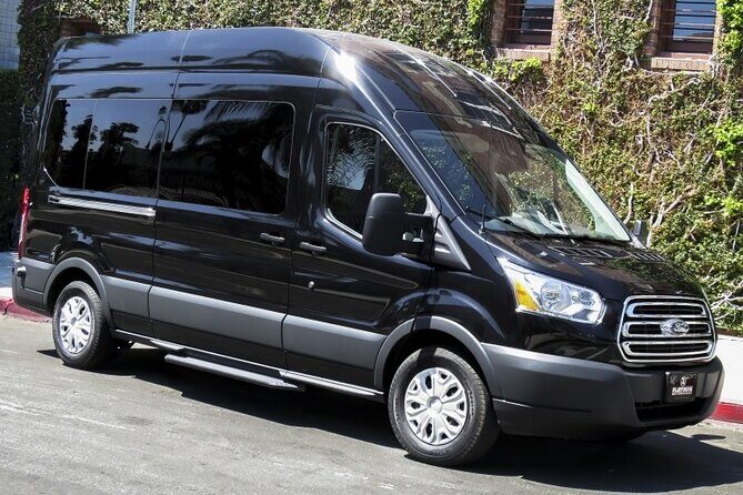 Round-Trip Group Shuttle Transportation to NASA Space Center - Key Points