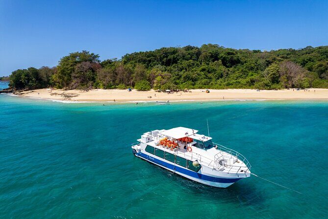 Round Trip High Speed Ferry to Contadora Island - Key Points