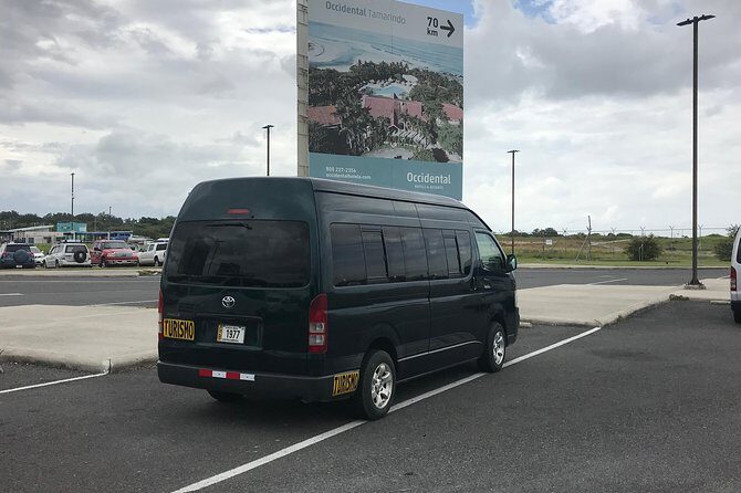 Round-Trip Private Transfer Liberia Airport-San Jose to Hotels or Private Houses - Key Points