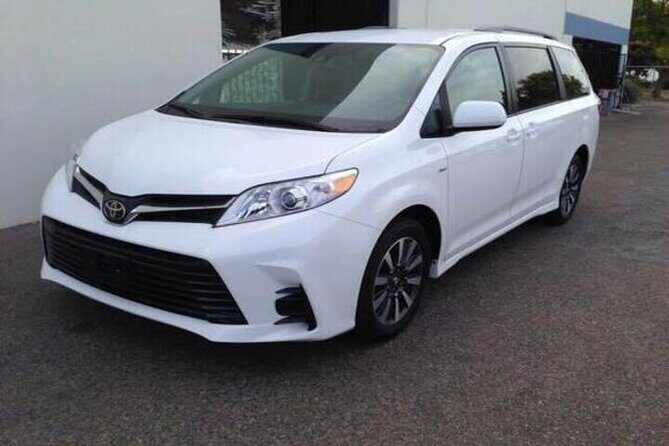 Round Trip Private Transfer ORD Airport to Chicago City Oak Brook - Key Points