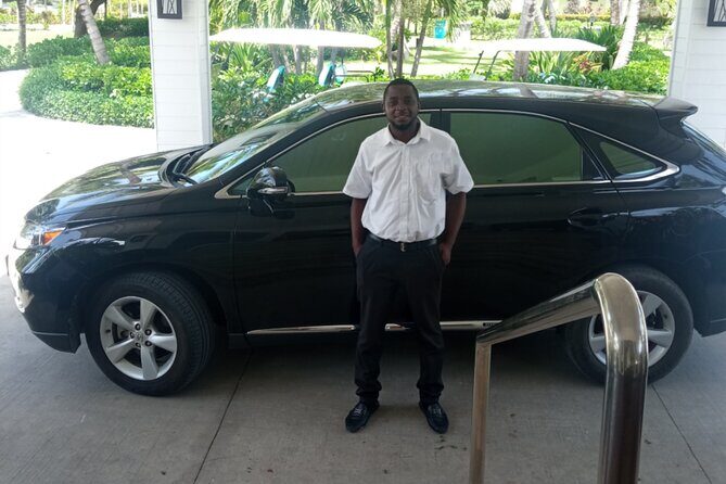 Round Trip St. Lucia Private Airport Transfers - UVF - Key Points