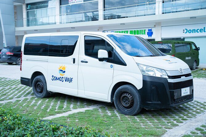 Round Trip Top-Rated Punta Cana Airport Transfer to your Hotel - A Detailed Look at the Punta Cana Airport Transfer Experience