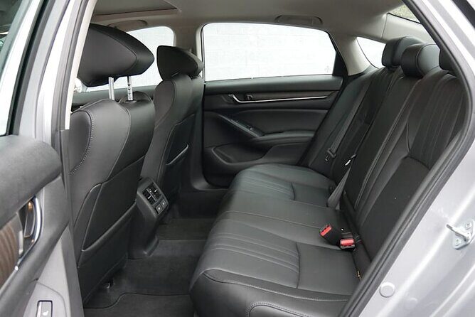 Round Trip Transfer from Madrid Airport MAD to Madrid by Sedan - The Practical Benefits of This Madrid Transfer Service