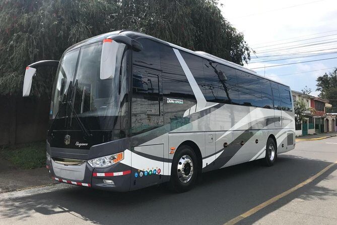 Round Trip Transfer Liberia Airport (LIR) to Dreams Las Mareas Hotel - An In-Depth Look at the Liberia Airport to Dreams Las Mareas Transfer