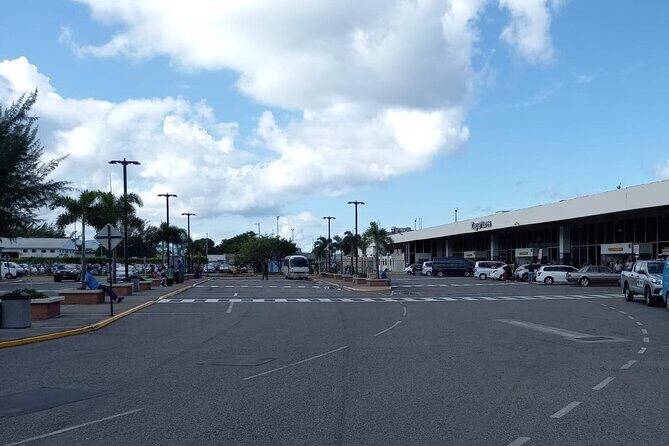 Roundtrip Airport Transfer from Montego Bay to Ocho Rios and Runaway Bay Hotels - FAQ