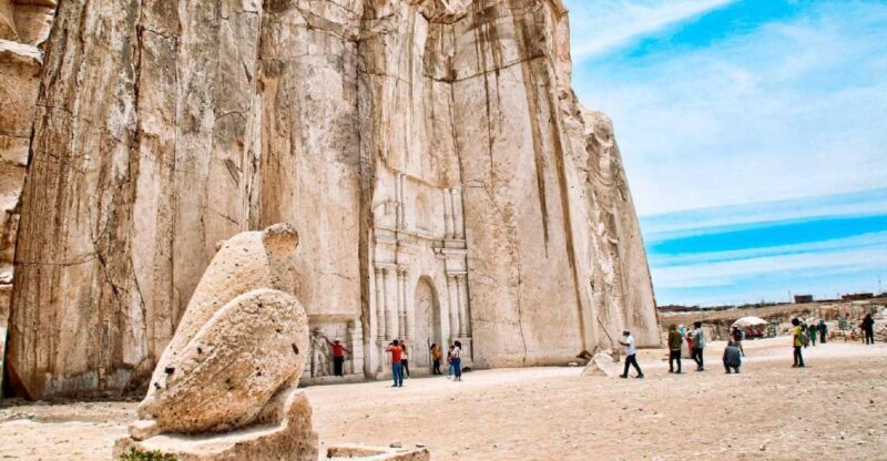 Route of the Sillar | Quarries of Añashuaycos | Half day - Exploring the Heart of Arequipa’s Sillar Route: Quarries, Petroglyphs, and Volcano Views