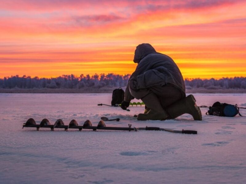 Rovaniemi: Ice Fishing Small Group Tour & Barbeque - Discovering the Magic of Ice Fishing in Lapland
