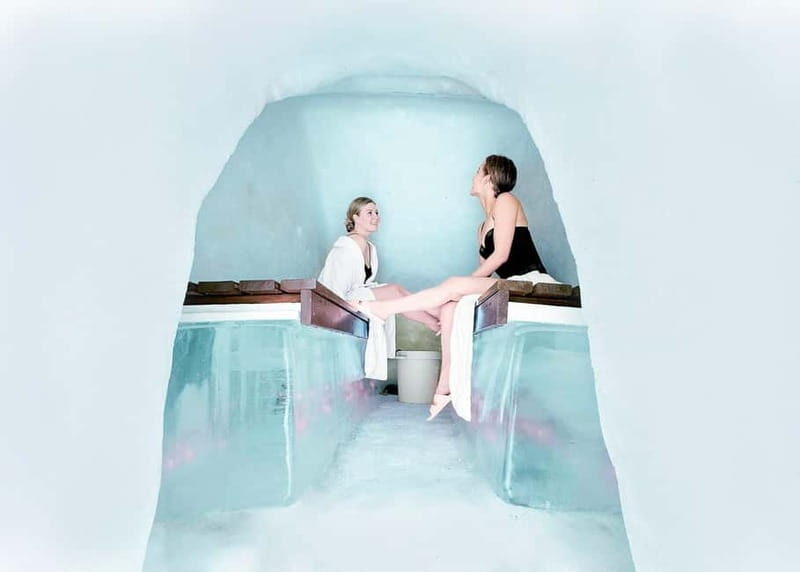 Rovaniemi: Ice Restaurant Dinner with Snow Sauna & jacuzzi - The Real Value of This Tour