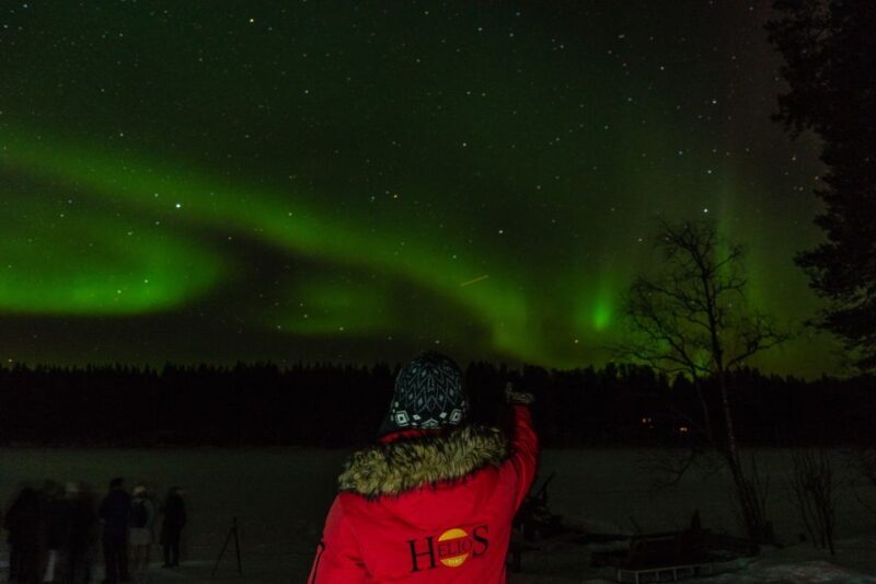 Rovaniemi: Northern Lights Hunting in Lappish old cottage - An In-Depth Look at the Northern Lights Hunting Experience