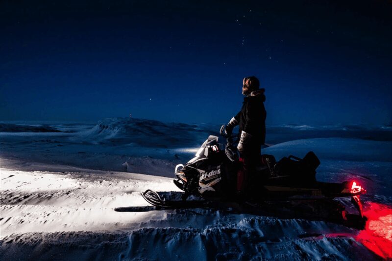 Rovaniemi: Northern Lights Snowmobile Safari with Campfire - A Close Look at the Snowmobile Safari Experience