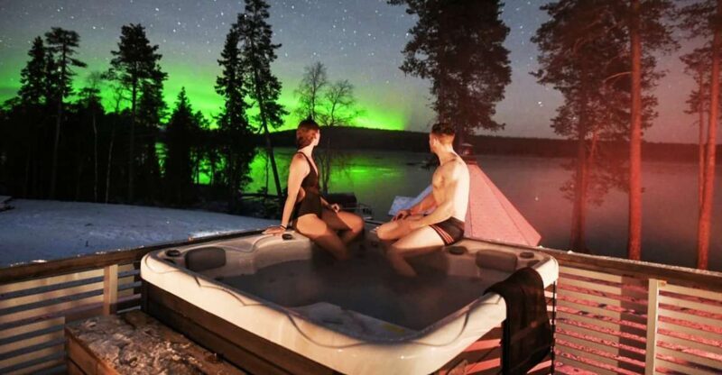 Rovaniemi: Northern Lights Trip with Arctic Sauna & Jacuzzi - What Makes This Tour Stand Out