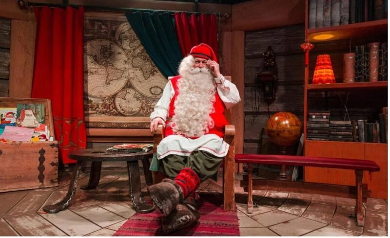 Rovaniemi: Santa Claus Village + Husky & Reindeer Sled Ride - FAQs