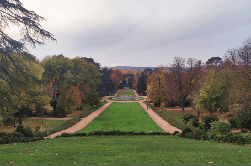 Royal Collections Gallery and Royal gardens: Private tour - Frequently Asked Questions