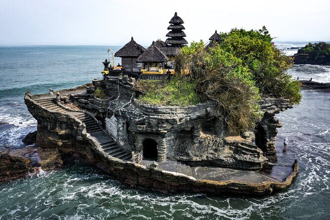 Royal Family Temple, Monkey Forest, and Tanah Lot Sunset Tour - Practical Details and Tips