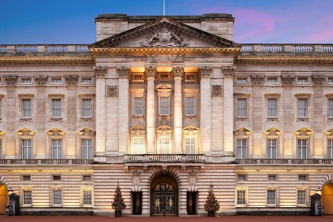 Royal London Guided Tour with Changing of the Guard - In-Depth Review: What You Can Expect from This Tour