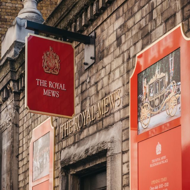Royal London Private Tour with Skip-the-line Queens Gallery - Practical Tips for Making the Most of It