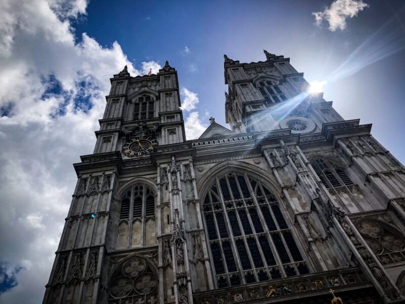 Royal London: Tudors & Stuarts Walking Tour - Exploring the Royal Past of London with the Tudors & Stuarts Walking Tour