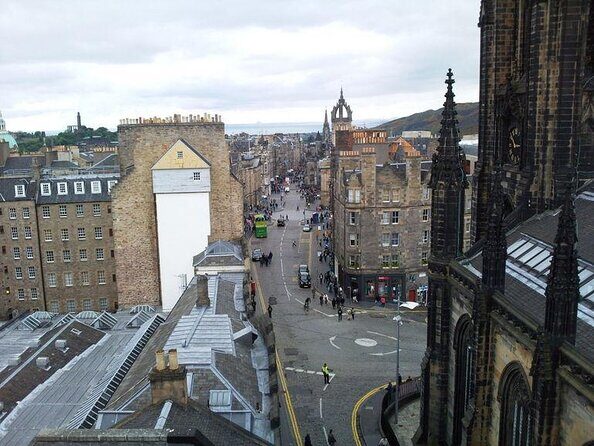 Royal Mile Guided Walking Tour in Edinburgh - Exploring Edinburgh’s Royal Mile: An In-Depth Review