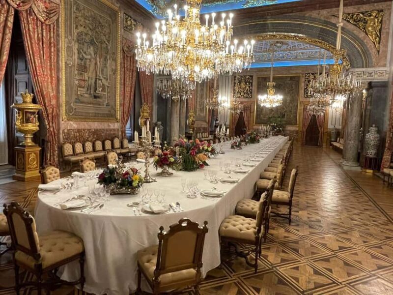 Royal Palace Guided Tour and royal collections gallery - Who Will Love This Experience?
