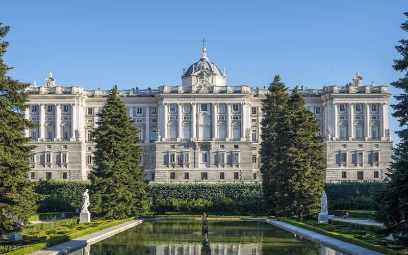 Royal Palace of Madrid: Private tour with entrance included - Why This Tour Offers Great Value